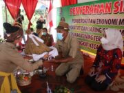 Bupati Ruhimat Pilih Bangun Jalan Baru, Ini Alasannya H.-ruhimat.jpg