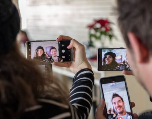 Aplikasi Video Selfie Terbaik & Terbaru gsmarena_002.jpg