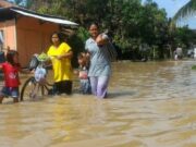 Tanggul Jebol, Wilayah Cilacap Terendam Banjir 7347f54fd81338b3b67bf9b0fb6e7ccf.jpg