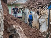 Sampai Januari 2022, Kabupaten Tasikmalaya Siaga Darurat Banjir Longsor f773dfe1a9108c1a073abb6f39bbd386.jpg