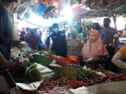 Daftar Harga Sembako yang Alami Kenaikan di Kabupaten Subang, Minyak Goreng Meroket sidak-bahan-pokok.jpg