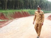 Terkait Jalan Rusak di Subang Bupati Juga Minta Maaf Screenshot_20211219-182208_Instagram.jpg