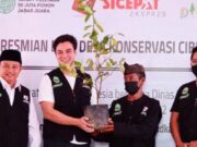 Atasi Lahan Kritis di Jabar, Pak Uu Apresiasi Program GTPP Jilid II, Sukses Tanam 50 Juta Pohon IMG_20220128_041331.jpg