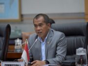 Lindungi WNI di Ukraina, Kemenlu Direspon Positif 083f0345d5ab0a02bb7c9f3309010076.jpg