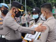 Kapolres Majalengka Berikan Reward Kepada Warga Yang Gagalkan Aksi Curanmor Kapolres-Majalengka.jpg