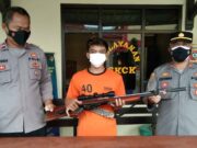 Curi HP dan Uang, Warga Cikaum Subang Diamankan Polisi ekspos-pencuri-HP-dan-uang.jpg