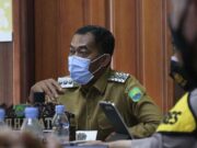 Bupati Subang Ikuti Arahan Presiden Jokowi Terkait Penanganan Persebaran Omicron kang-jimat20220208_094114.jpg