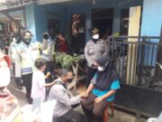 Polres Subang Kembali Gelar Vaksinasi Door To Door di Kelurahan Karanganyar IMG-20220311-WA0002.jpg