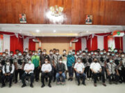 Sekda Subang Lepas Atlet Sepakbola yang Akan Bertanding di Piala Suratin Tingkat Nasional bareti.jpg