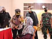 Polres Subang Salurkan Bantuan Sebesar Rp. 600 Ribu kepada 1000 PKL, Warung dan Nelayan kapolres-subang-1.jpg