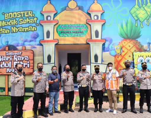 Didampingi Kapolres, Kapolda Jabar Cek Pos Pam Mudik Rest Area KM 102 A pospam-mudik-subang.jpg