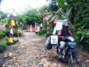 Jalan Menuju Sentra Durian Rusak, Warga tagih Janji Bupati 510357cba8c240af953a310d14d0d283.jpg