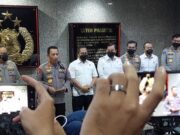 Tiga Pati Polri Dimutasi Diduga Terkait Pencopotan CCTV 9129afbb29a4b220a3f508d490bfc610.jpg