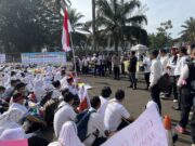 Ribuan Honorer Nakes dan Non-Naskes Menuntut Diangkat ASN 9cebc41f086fd40b2515bd3708e9980e.jpeg