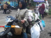 Wanita Tangguh Asal Rajadesa Ciamis, 37 Tahun Jualan Sayur Keliling Wanita-Tangguh-Asal-Rajadesa-Ciamis.jpg