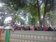 Ratusan Petani Penyadap Getah, Demo BBKSDA Jabar Minta Perpanjangan Perjanjian Kerjasama Di Lanjutkan db99447f5a1aa29c82ae2d0c622378b1.jpg