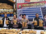 Polres Metro Jakbar Gagalkan Peredaran Ratusan Kilogram Ganja 092f8cbd3f2d9a595bfa801cdd4b92b8.jpg