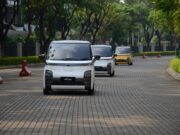 BBM Makin Mahal, Mobil Listrik Wuling Air EV Solusinya! Wuling-mengadakan-First-Driving-Impression-Wuling-Air-ev-dalam-rangka-memberikan-gambaran-berkendara-bersama-Air-ev-dalam-situasi-mobilitas-perkotaan-sehari-hari.jpg