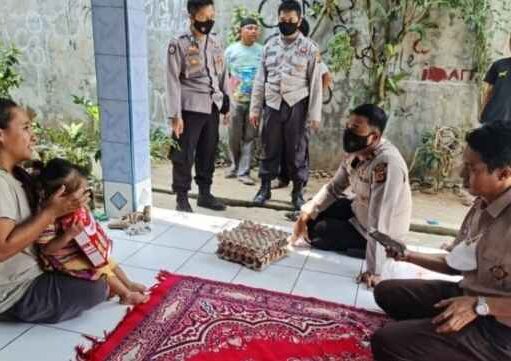 Kapolsek Legonkulon Peduli Anak Stunting kapolsek-Legonkulon-peduli-stunting.jpg