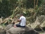 Viral! Video Bupati Subang Shalat Diatas Batu, Warga: Kami Merinding video-bupati-Subang.jpg