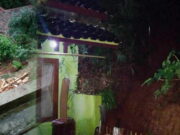 5 Titik Longsor dalam Sehari di Ciamis, Warga Terdampak Diimbau Mengungsi 5-Titik-Longsor-dalam-Sehari-di-Ciamis.jpg