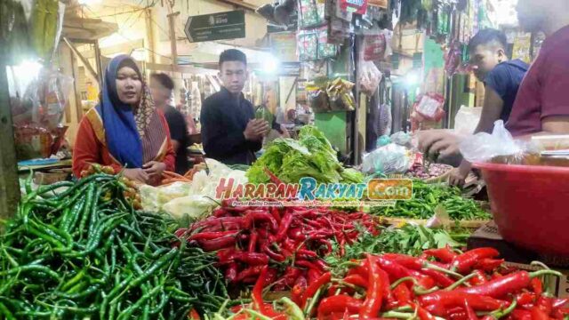 Awal-Pekan-Ini-Harga-Cabai-Rawit-Merah-Turun-Kedelai-Masih-Tinggi.jpg