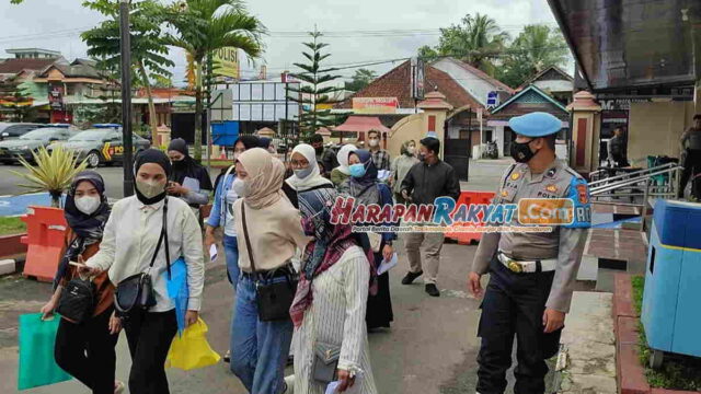 Kena-Tipu-Arisan-Bodong-Puluhan-Emak-emak-Lapor-ke-Polres-Tasikmalaya.jpg