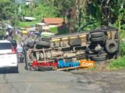 Mobil Pengangkut Barang Hantam 2 Kendaraan di Tanjakan Pari Panjalu Ciamis Laka-1.jpg