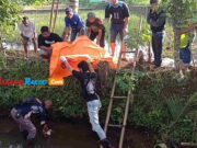 Mayat Bayi Perempuan Ditemukan Mengambang di Selokan Anyar Ciamis, Ari-Ari Masih Nempel Mayat-Bayi-Perempuan-dibuang-ke-selokan.jpg