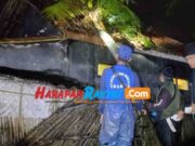 Pohon Kelapa di Banjarsari Ciamis Tumbang Timpa Rumah Warga Pohon-Tumbang.jpg