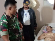 Prajurit TNI AD Kodim 0318/Natuna Selamatkan Penumpang Kapal yang Loncat ke Laut Prajurit-TNI-AD-Kodim-0318-Natuna-Selamatkan-Penumpang-Kapal-yang-Loncat-ke-Laut.jpeg