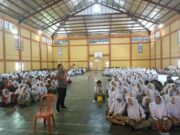 Kasat Narkoba Polres Subang Gelar Penyuluhan P4GN Bahaya Narkoba di SMAN 1 Pamanukan polres-subang-4.jpg