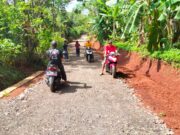 Satgas TMMD Selesaikan Pengerasan Jalan di Kampung Tenjolaut, Warga Sumringah tmmd-subang-15.jpg