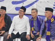 Lepas Jamaah Umrah Asal Subang, Kang Akur: Semoga Mendapatkan Keberkahan dalam Beribadah wabup-subang20221027_174951.jpg