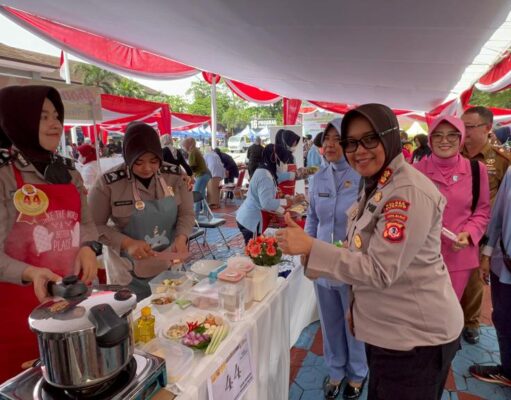 50 Chef Adu Jago Bikin Kuliner Khas di Mapolres Subang IMG-20221122-WA0045.jpg