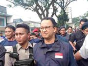 Anies Baswedan Ikut Jalan Sehat Bersama Masyarakat Ciamis IMG_20221120_192257_3lBNVajH02_zm0e3eGG1J.jpeg