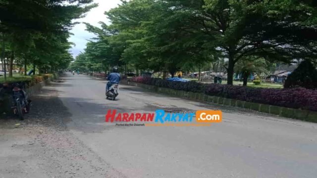 Jalan-Berlobang.jpg