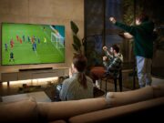 LG Tawarkan Pengalaman Nonton Bola Yang Luar Biasa Keseruan-Menonton-Bola-Didukung-Oleh-Layar-Televisi-Terbaik-TV-OLED-LG_800x534.jpg