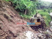 Petani di Panawangan Ciamis Harap Saluran Irigasi yang Ambruk Segera Diperbaiki Petani-di-Panawangan-Ciamis-Harap-Saluran-Irigasi-yang-Ambruk-Segera-Diperbaiki.jpg