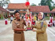 Kepala SLBN Surade Sukabumi Asah Keterampilan Agribisnis ABK SLBN-Surade.jpg