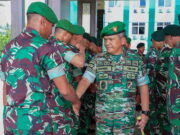 Sambut Kepulangan Prajurit Usai Latma di Hawaii, Pangdam I/BB Beri Pesan Ini Sambut-Kepulangan-Prajurit-Usai-Latma-di-Hawaii-Pangdam-I-BB-Beri-Pesan-Ini.jpeg