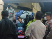 Tebing Longsor Timpa Rumah, 2 Warga Karangjaya Tasikmalaya Terluka Parah Tebing-Longsor-Timpa-Rumah-2-Warga-Tasikmalaya-Terluka-Parah.jpg