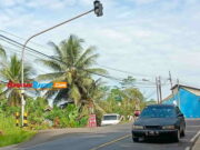Traffic Light di Persimpangan Desa Selamanik Ciamis Tak Berfungsi Traffic-Light-di-Persimpangan-Desa-Selamanik-Ciamis-Tak-Berfungsi.jpg