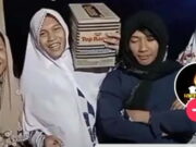Viral, Bapak-bapak Korban Gempa di Cianjur Pakai Daster dan Kerudung Viral-Bapak-bapak-Korban-Gempa-di-Cianjur-Pakai-Daster-dan-Kerudung.jpeg