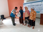 PLN Cabang Pagaden Bagikan Sembako untuk Warga Desa Gunungsari pln-pagaden-bagikan-sembako.jpg