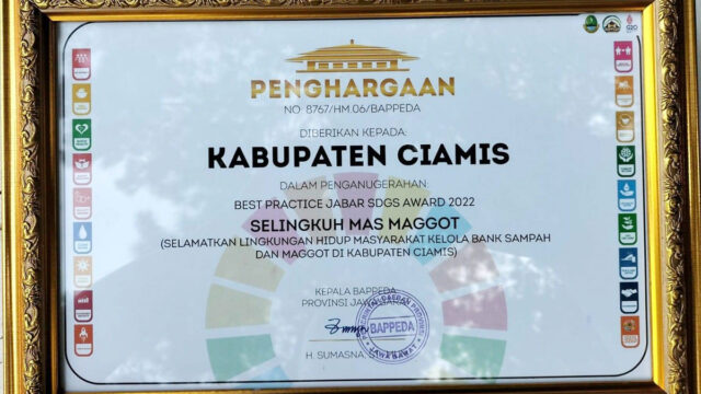 Ajukan-Selingkuh-Mas-Maggot-Ciamis-Sabet-Penghargaan-Best-Practice-SDGs-Award-2022.jpg