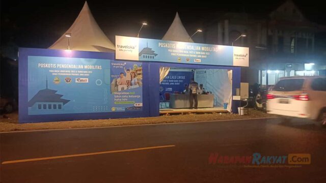 Malam-Natal-Arus-Lalu-Lintas-Jalur-Nasional-Limbangan-Garut-Meningkat.jpg