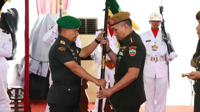 Terima-Kolonel-Arh-Aji-Prasetyo-Nugroho-Sebagai-Danmen-Arhanud-2-SSM.jpeg