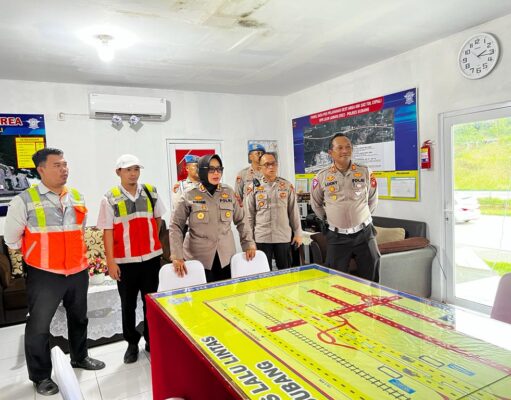 Jelang Libur Nataru, Kapolres Subang Cek Kesiapan Pos Pelayanan Operasi Lilin Lodaya Tol Cipali polres-subang.jpg
