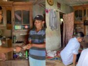Bupati Ciamis Bantu Dua Rutilahu Warga Munjul saat Monitoring Pembangunan Jalan 20230105_080904_mvTPhxPX2F.jpeg
